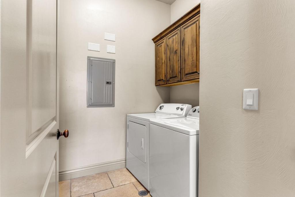 Coral Springs Resort H2 Brand New Home, Community Pool, Outdoor Fireplace, And Near Sand Hollow Washington Bagian luar foto